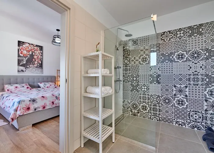 Frana Βίλα Krnica